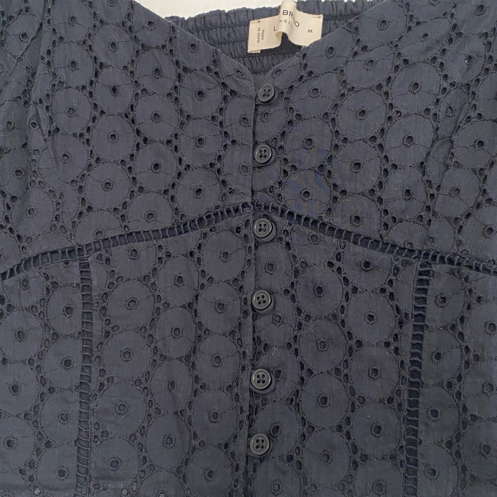 Lucky Brand Women Medium Black Eyelet Lace Sweetheart Crop Smocked Feminine Top - Picture 8 of 10